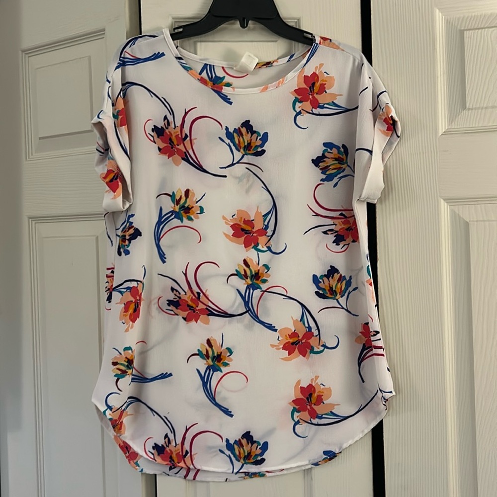 Lara Fashion colorful floral blouse